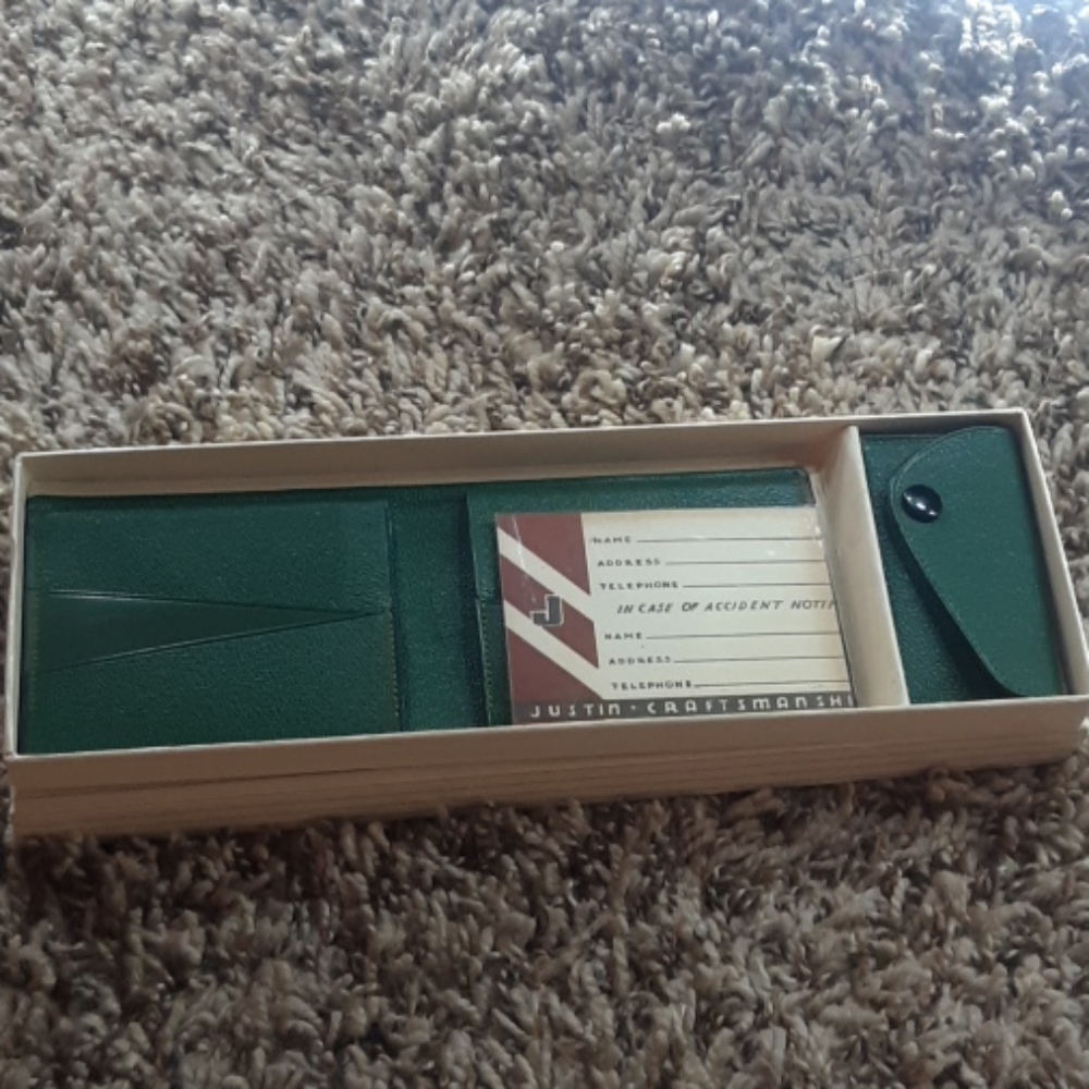 Wallet and Key Case - Picture 2 of 3